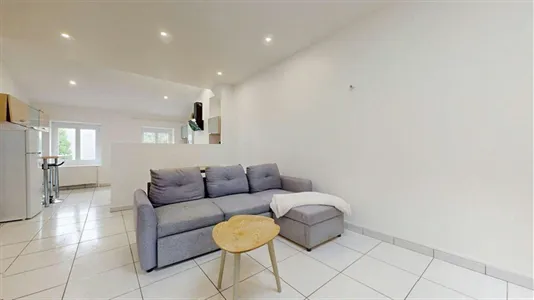 Apartments in Saint-Étienne - photo 2