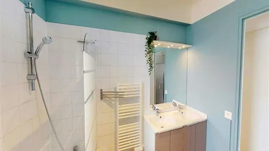 Rooms in Paris 17ème arrondissement - photo 9