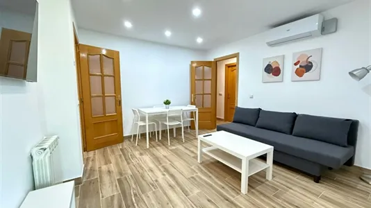 Rooms in Madrid Barajas - photo 10