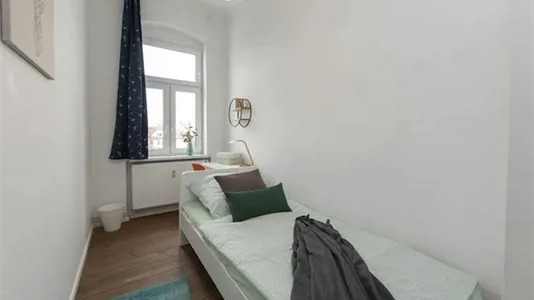 Rooms in Berlin Charlottenburg-Wilmersdorf - photo 1