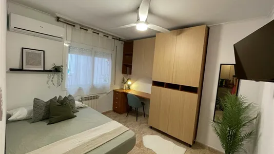 Rooms in Esplugues de Llobregat - photo 3