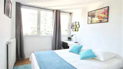 Room for rent in Nanterre, Île-de-France