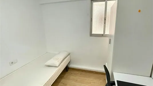 Rooms in Benimamet - photo 4