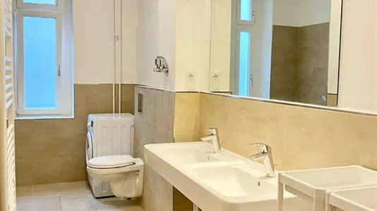 Rooms in Berlin Charlottenburg-Wilmersdorf - photo 5