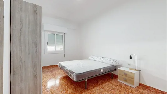 Rooms in Castellón de la Plana/Castelló de la Plana - photo 3