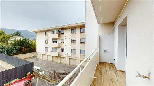 Rooms in Saint-Julien-en-Genevois - photo 9