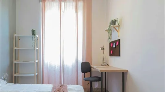 Rooms in Roma Municipio II – Parioli/Nomentano - photo 6