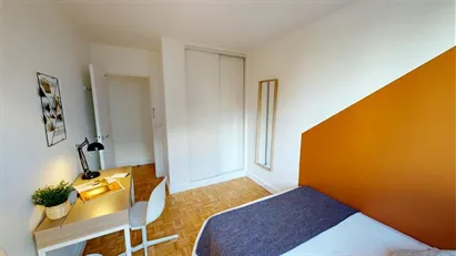 Room for rent in Nanterre, Île-de-France