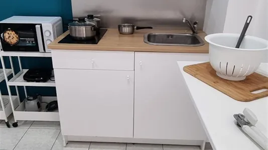 Rooms in Napoli Municipalità 4 - photo 6