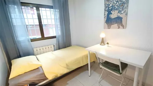 Rooms in Los Berrocales - photo 1