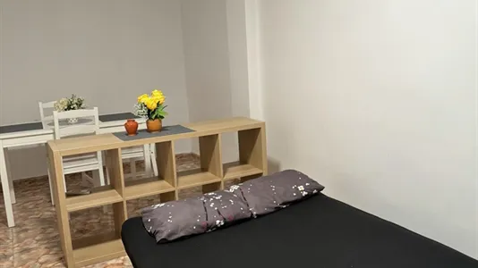 Rooms in Alboraya - photo 1