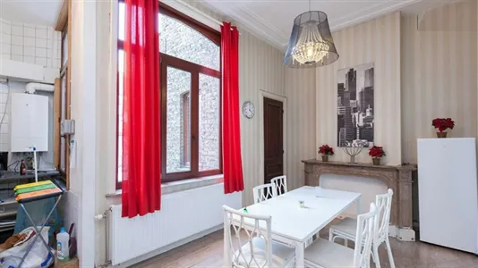 Rooms in Brussels Schaarbeek - photo 9