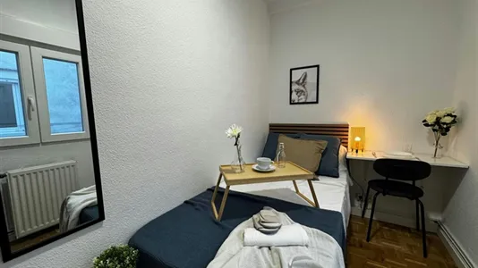 Rooms in Madrid Ciudad Lineal - photo 4