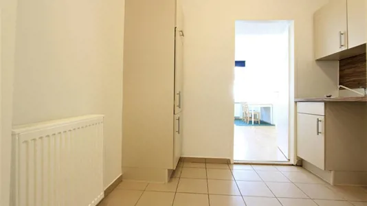 Apartments in Wien Ottakring - photo 2