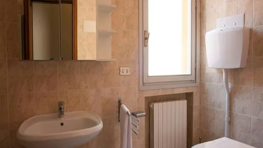Rooms in Bologna - photo 10