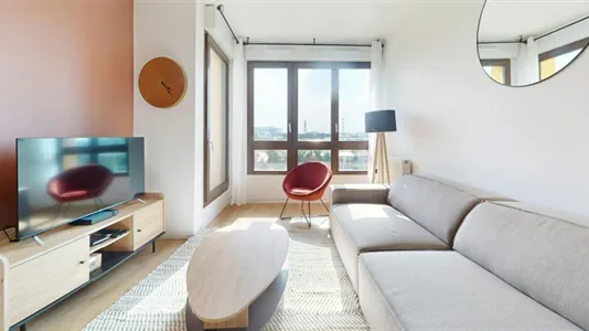 Rooms in Saint-Denis - photo 5