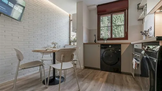 Rooms in Madrid Carabanchel - photo 3