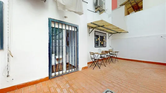 Rooms in la Punta - photo 9