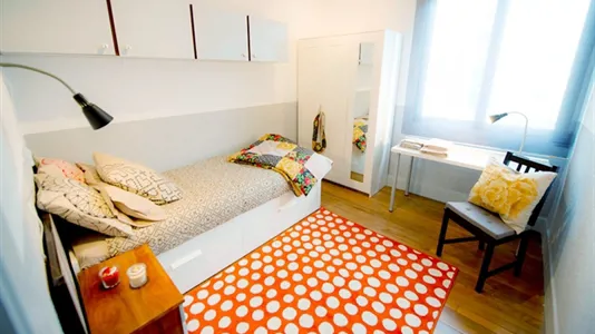 Rooms in Bilbao - photo 1