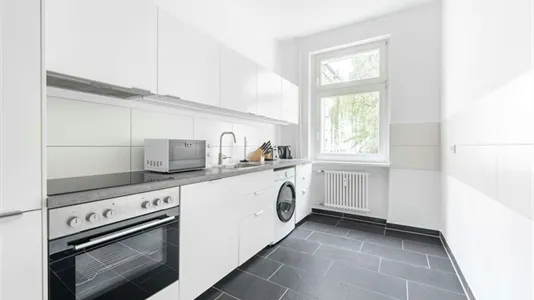 Apartments in Berlin Neukölln - photo 2