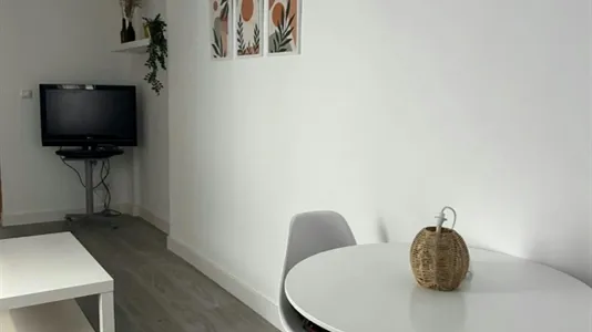 Rooms in Jaén - photo 3