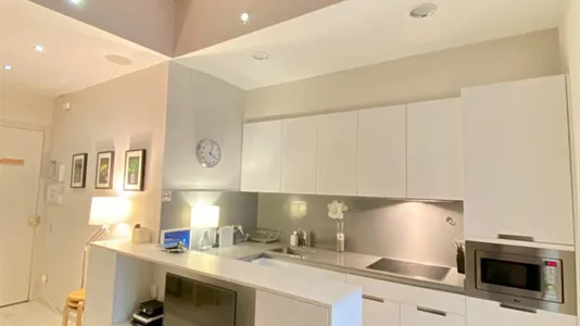 Apartments in Barcelona Eixample - photo 5