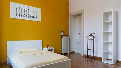 Room for rent in Milano Zona 9 - Porta Garibaldi, Niguarda, Milan