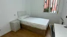 Room for rent, Madrid Moncloa-Aravaca, Madrid, Calle de Afueras a San Roque