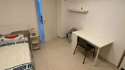 Room for rent in Napoli Municipalità 2, Naples