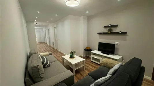 Rooms in Madrid Chamberí - photo 4