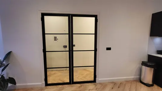 Apartments in Location is not specified - photo 6