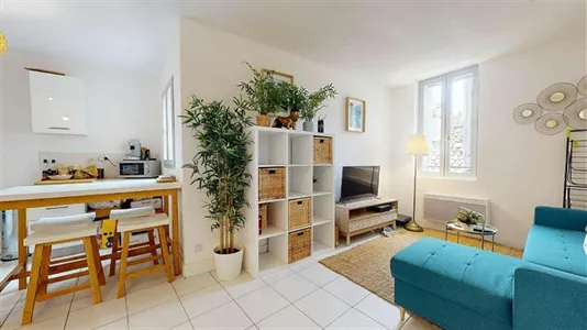 Rooms in Nîmes - photo 10