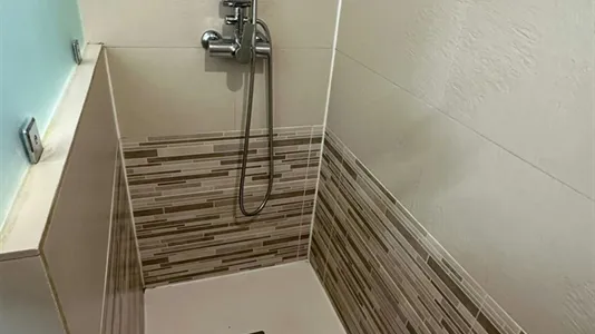 Rooms in Madrid Fuencarral-El Pardo - photo 9