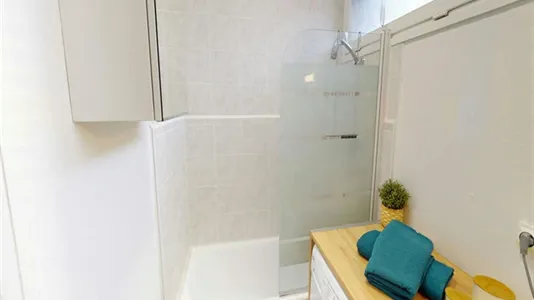 Rooms in Lyon - photo 9