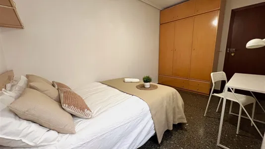 Rooms in Benimamet - photo 5