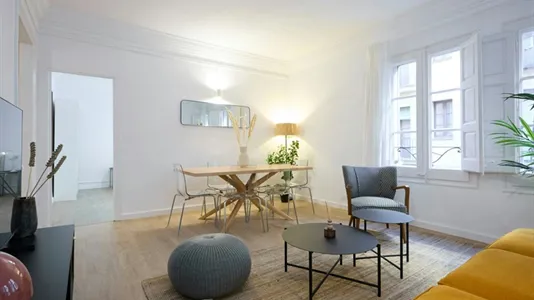 Rooms in Barcelona Ciutat Vella - photo 7