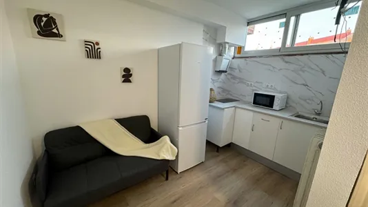 Rooms in Madrid Centro - photo 5