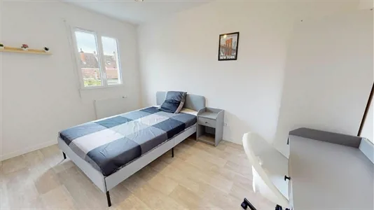 Rooms in Dijon - photo 1