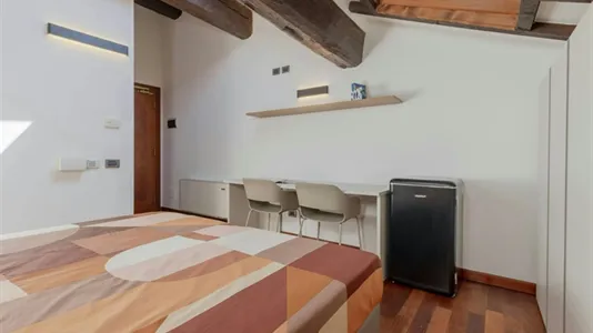 Rooms in Ferrara - photo 4