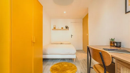 Rooms in Bobigny - photo 7