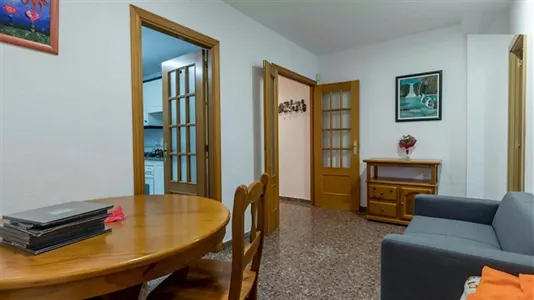 Rooms in Castellar Oliveral - photo 9