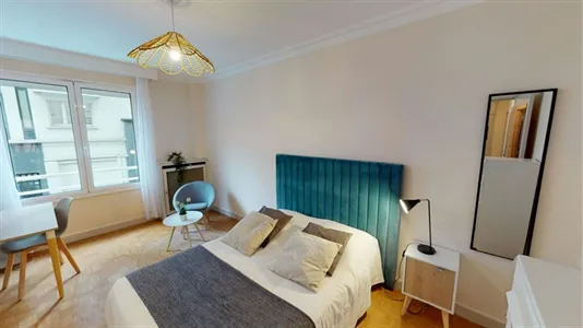 Rooms in Paris 16ème arrondissement (South) - photo 1
