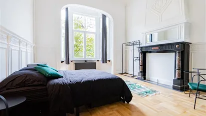 Room for rent in Charleroi, Henegouwen