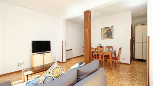 Apartments in Madrid Chamberí - photo 4