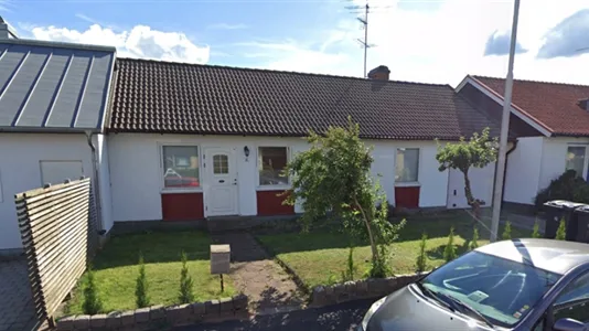 Houses in Hässleholm - photo 1