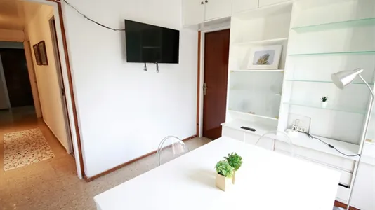 Rooms in Barcelona Eixample - photo 7