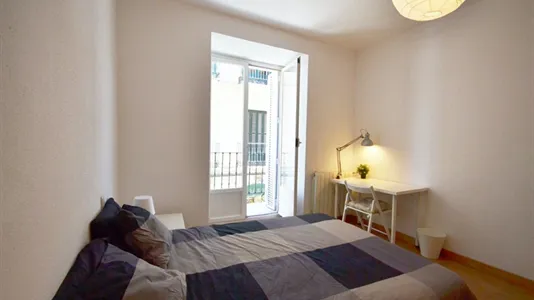 Rooms in Madrid Centro - photo 6