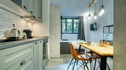 Apartments in Milano Zona 6 - Barona, Lorenteggio - photo 4