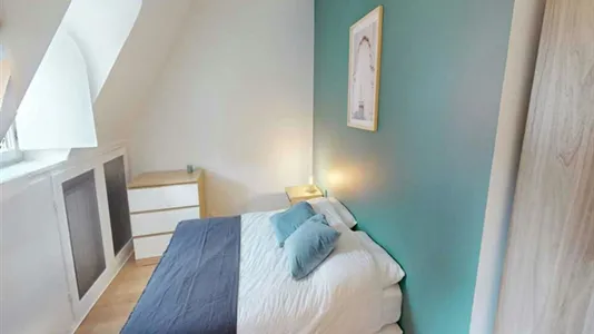 Rooms in Paris 8ème arrondissement - photo 2
