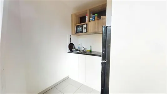 Rooms in Lyon - photo 8